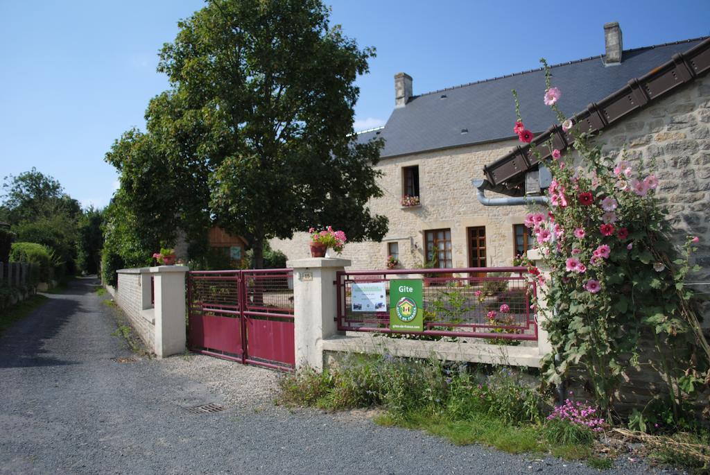 Gites Les Rainettes Vienne-en-Bessin Buitenkant foto